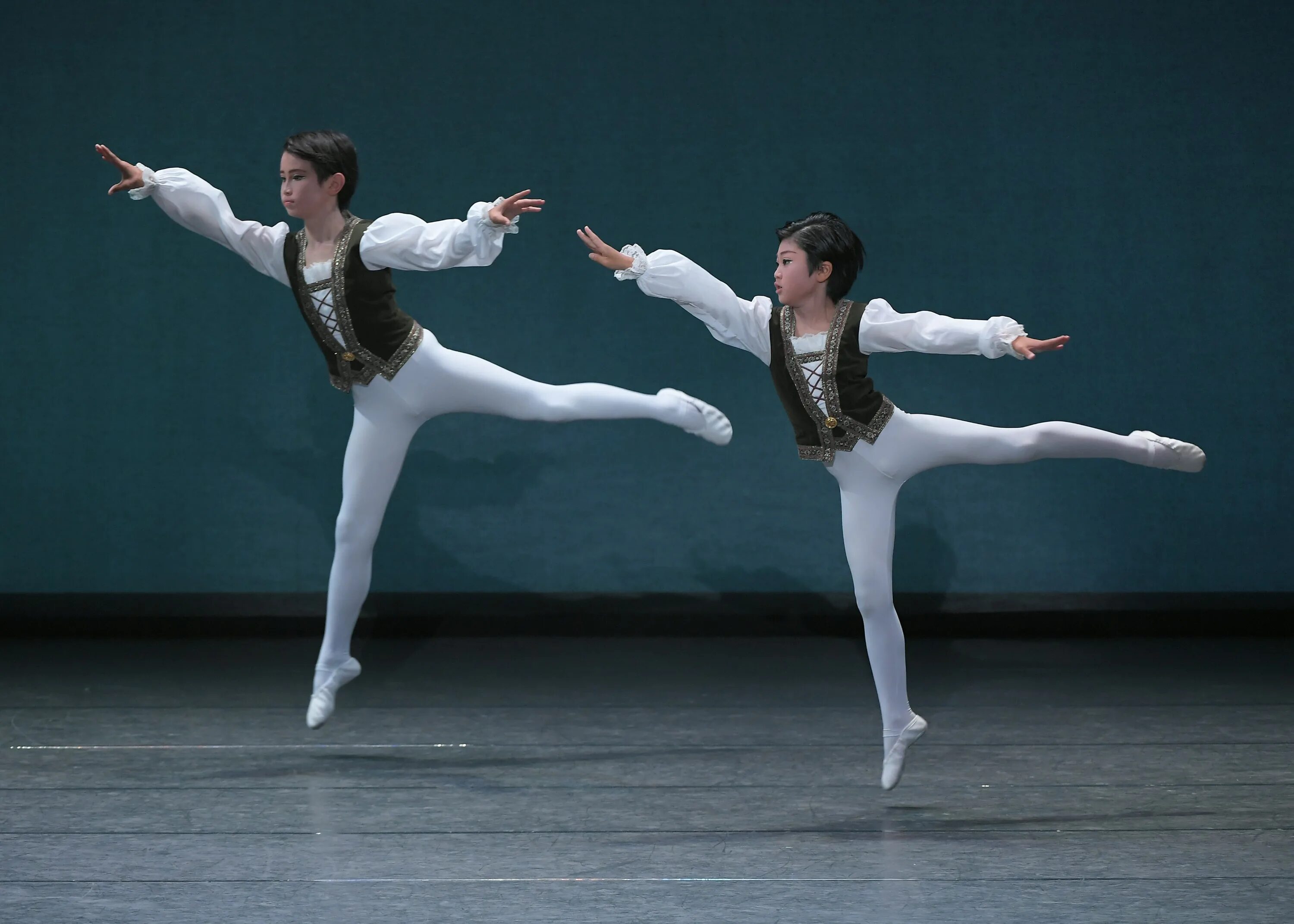 Album art тикиток алсми. Прочерк producer алсми алсми. Прочерк producer алсми алсми. Album art тикиток алсми. Песня тикиток алсми.