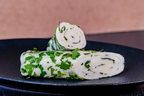 Рулет с укропом и сыром