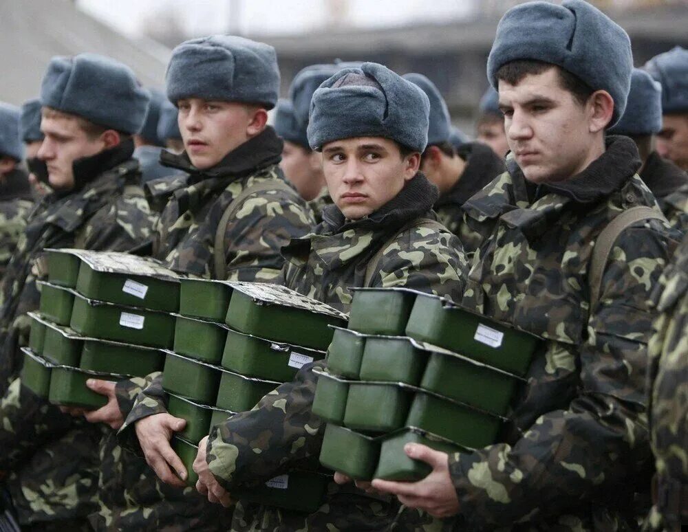 Объявить войну и мобилизацию. Армия мобилизация. Солдаты мобилизация. Военная служба. Армия России мобилизация.