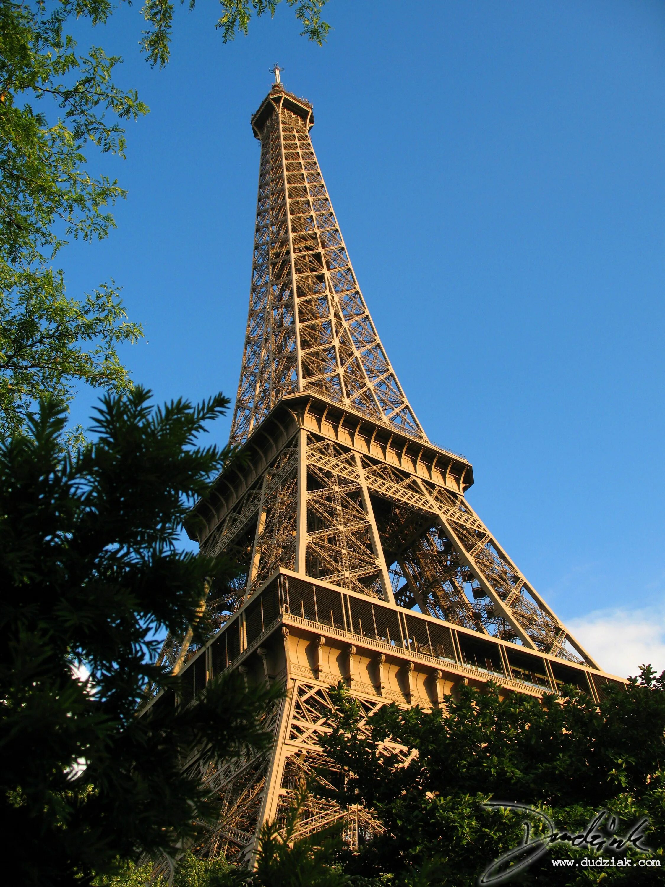 Eiffel отзывы