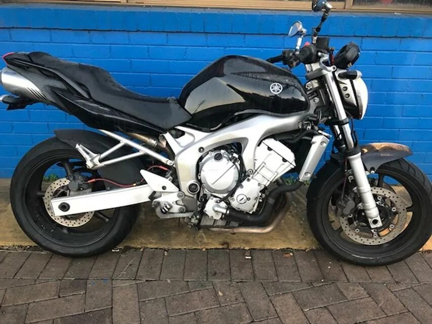 Yamaha FZ 600 n2004. Ямаха fz6 2004. Yamaha FZ 2004. Fz6n.