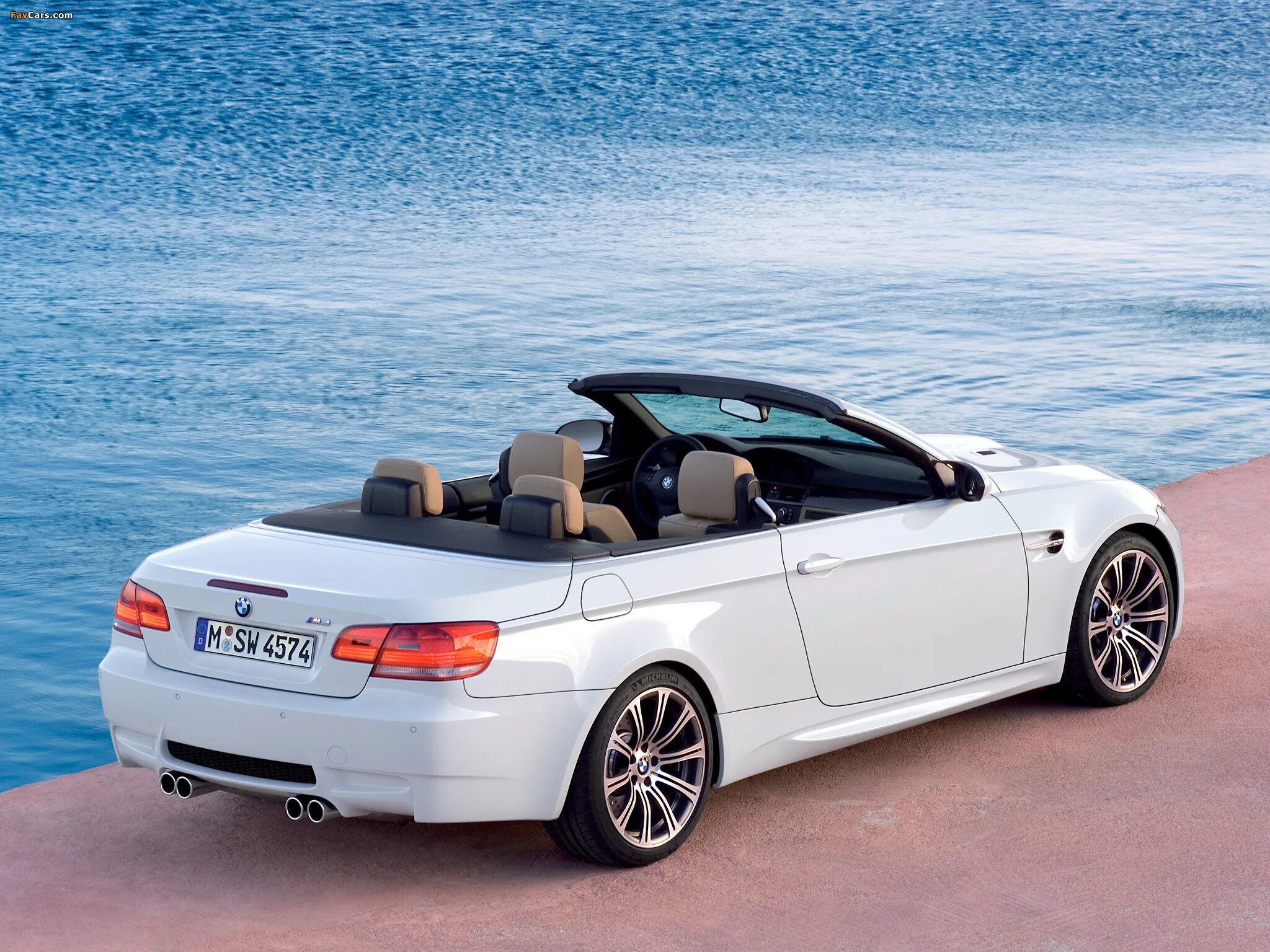 Купить кабриолет бу россия. BMW m3 Convertible e93. BMW m3 Cabriolet 2008. БМВ кабриолет e93. BMW m3 кабриолет.