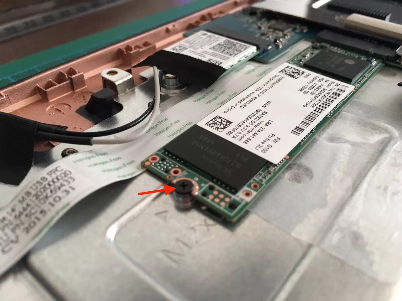 SSD m2 для ноутбука самсунг. SSD на Lenovo IDEAPAD 100. Lenovo 120s-11 SSD m2. Lenovo b570 SSD m2.