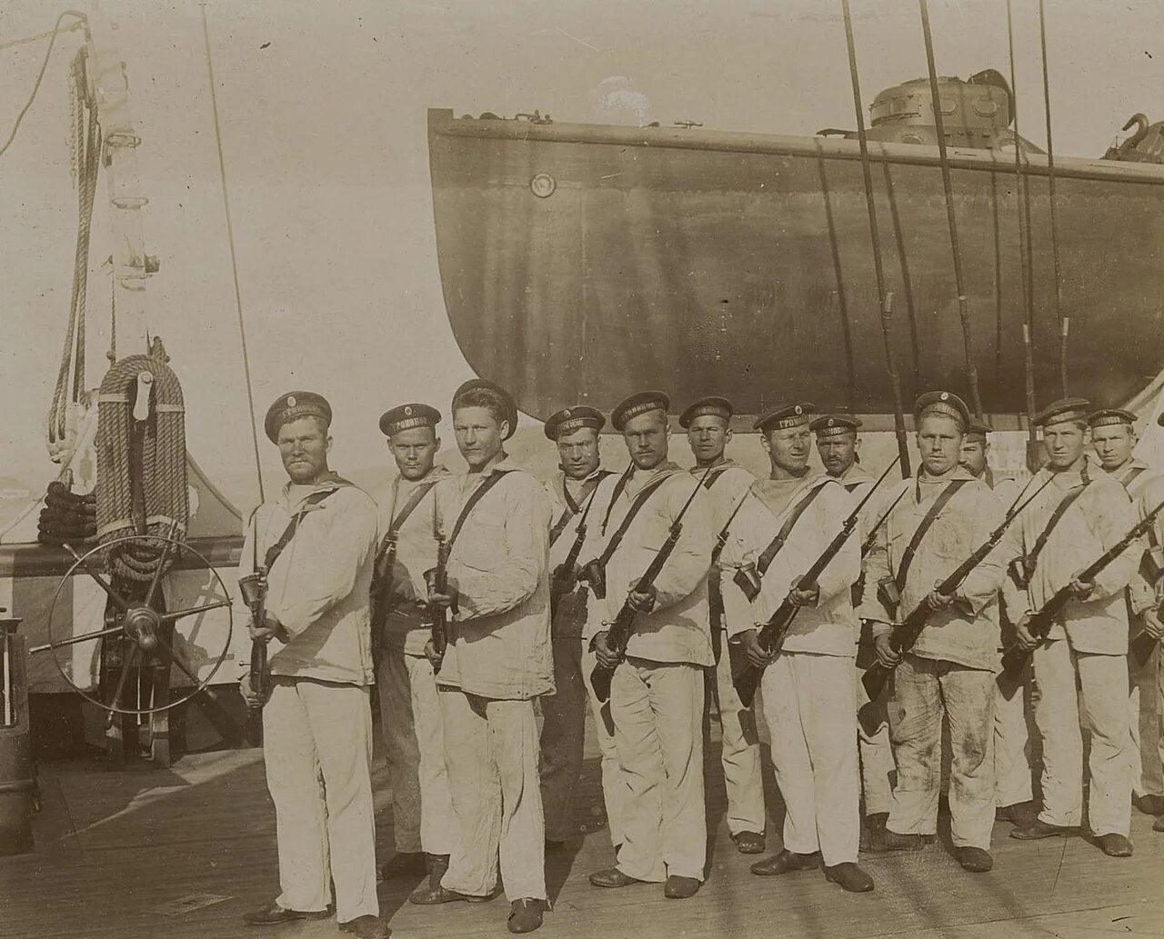 Владивостокский отряд крейсеров 1904-1905 гг. Моряки крейсера Варяг 1904. Владивостокская эскадра крейсеров 1904г. Японская эскадра 1904