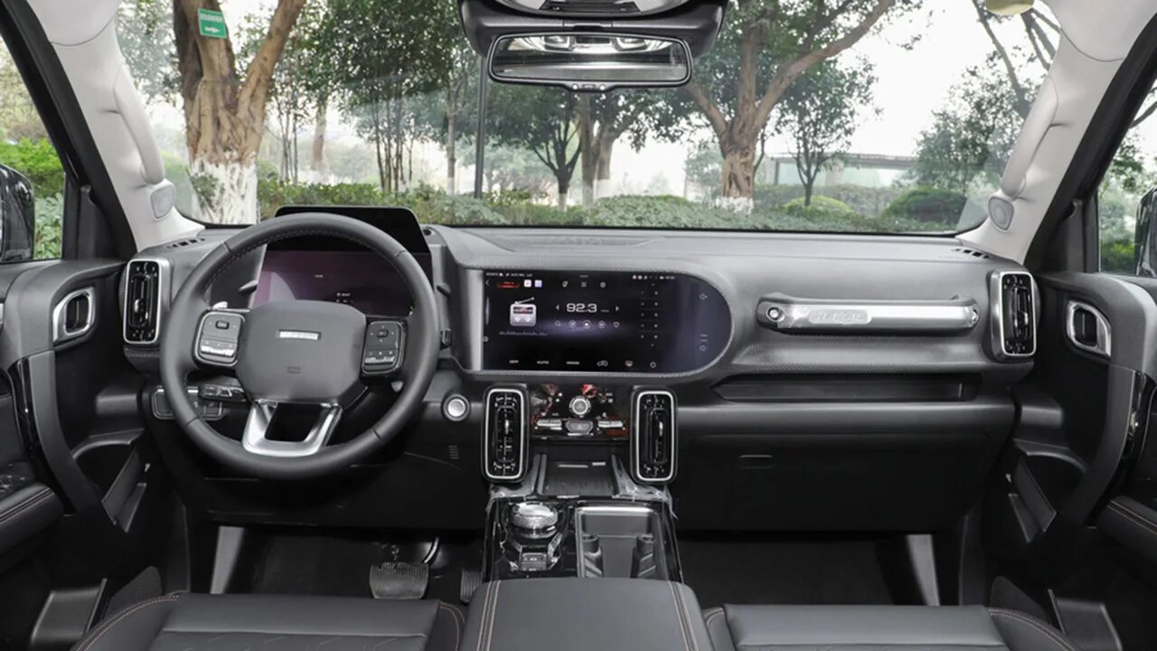 Робот хавал дарго. Китайский джип haval дарго. haval dargo 2025 черный. dargo big dog 2025 haval. хавал дарго 2025.
