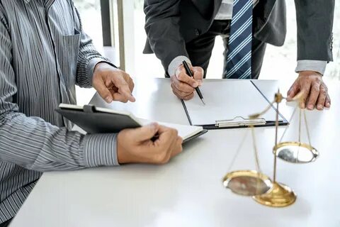 Производство в отношении адвоката