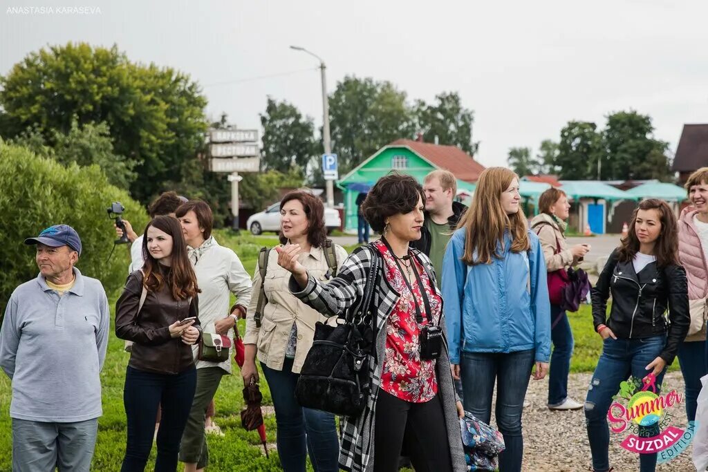 Экскурсоводы во владимире. Александр варламов гид. Экскурсовод во владимире. Радио гид туристический. Жук путешественник.