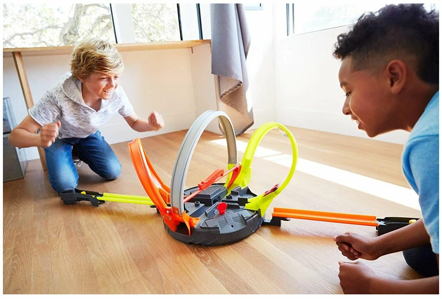 хот вилс крутые виражи. Hot wheels hot wheels трек. Fast wheels игрушки. трек revolution. Hot wheels roto revolution fdf26.