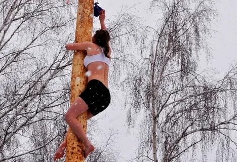 Полез на девушку