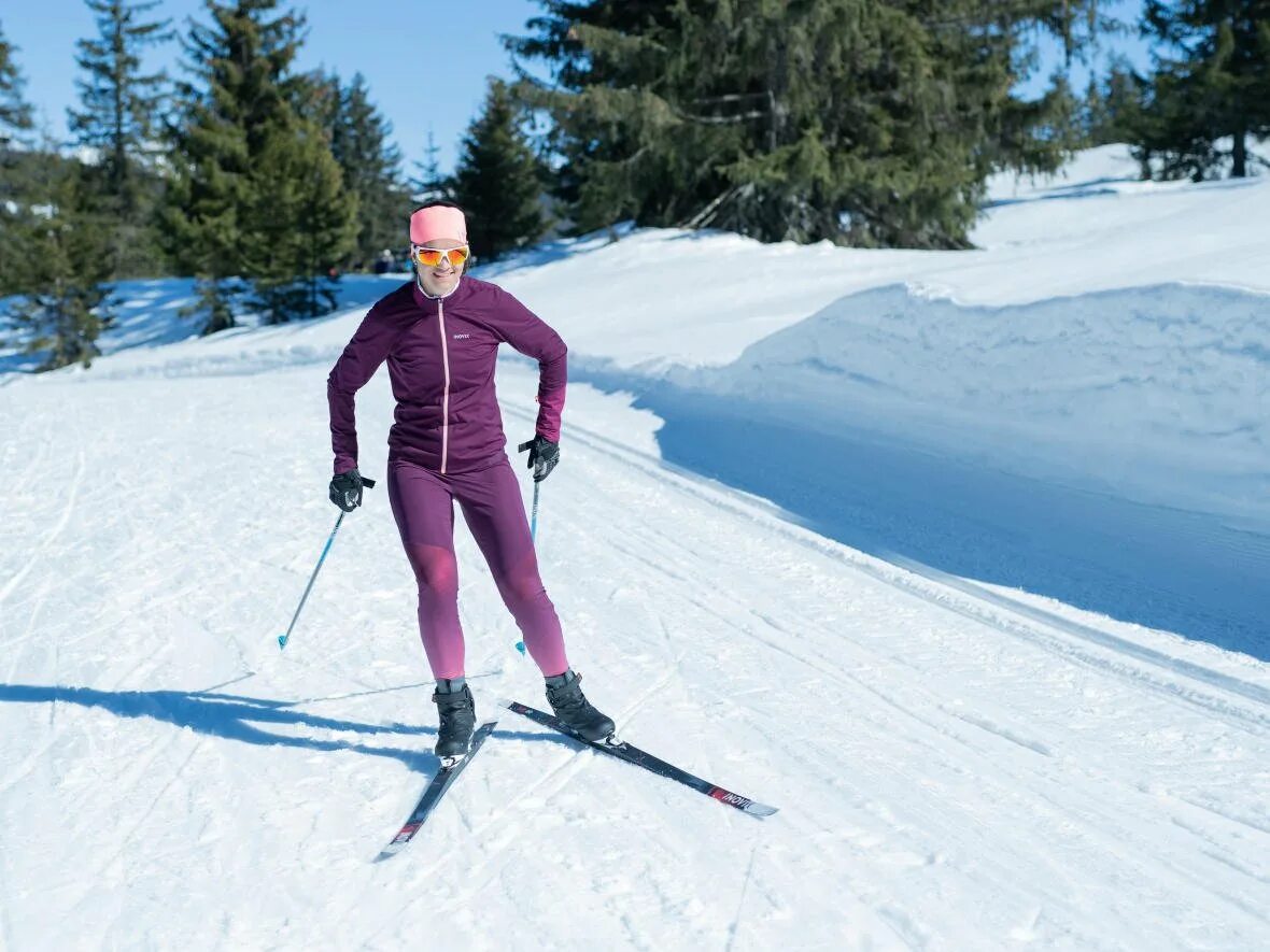 Лыжи XC S Ski 50 INOVIK. Лыжи Morotto беговые. Коньковый стиль на лыжах. Лыжники классический ход