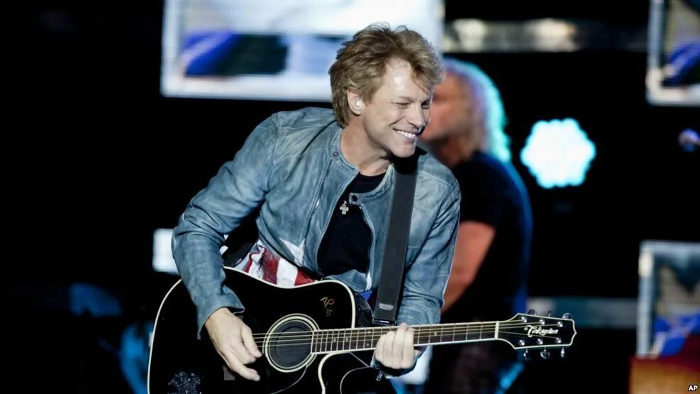 Bon jovi лучшее. Джон бон джови на концерте. Джон бон джови. Jon bon jovi сейчас. Bon jovi.
