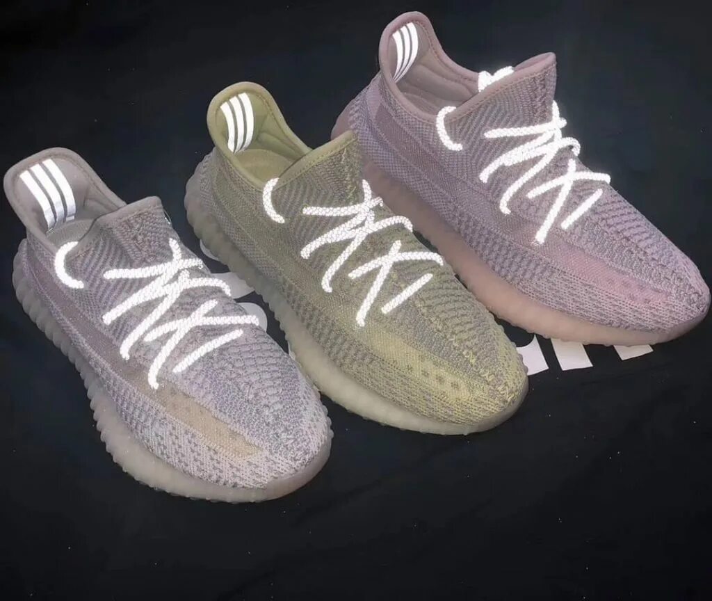 Кроссовки спортивные yeezy boost. Adidas Yeezy 350 v2 Synth. Изики 200. Yeezy Boost 350 Synth. Adidas Yeezy Sport.