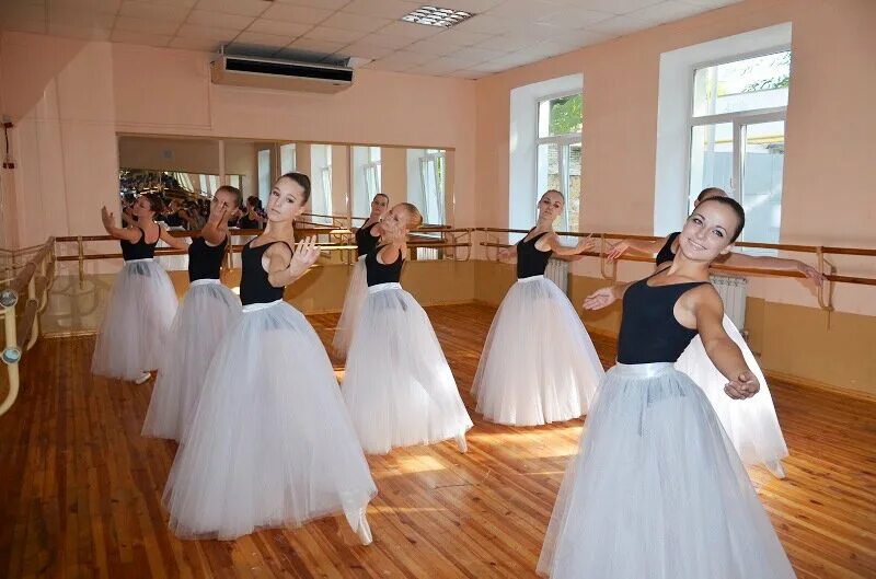 крымский университет культуры, искусств и туризма. колледж кукиит симферополь. кукиит симферополь официальный. кукит симферополь официальный сайт. кукит университет симферополь.