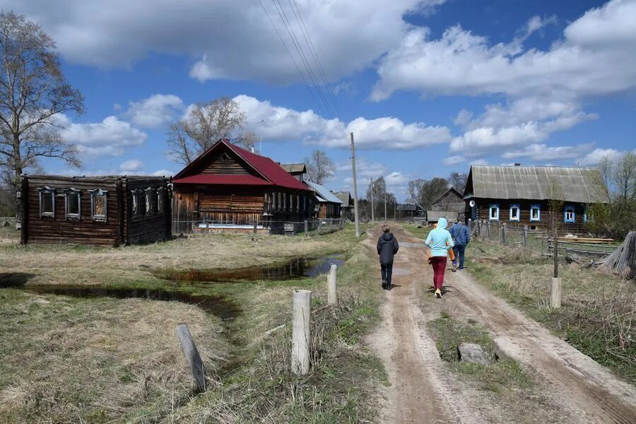 Зовут села. Нестиары деревня, деревня. Нашу деревню. Деревня названия деревень. Старинные названия деревень.