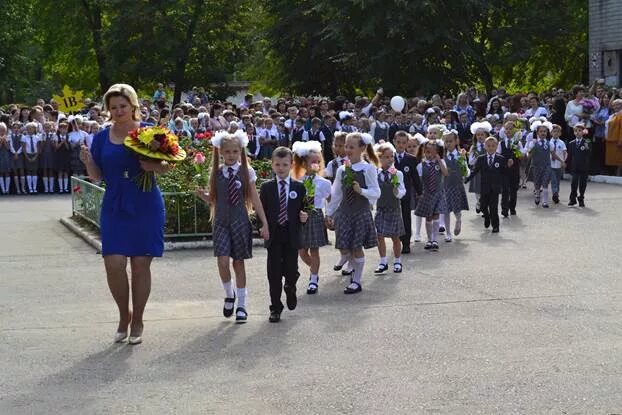 Гимназия бунина воронеж. Воронеж лицей Бунина. Чечина гимназия Бунина. 2 Гимназия город Воронеж.