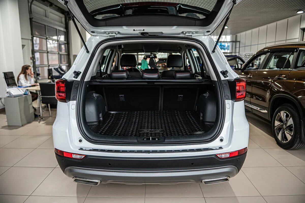 Changan cs75 i. Changan cs75fl. чанган cs75 fl 2020. Changan cs75 fl салон. чанган 75 fl красный.