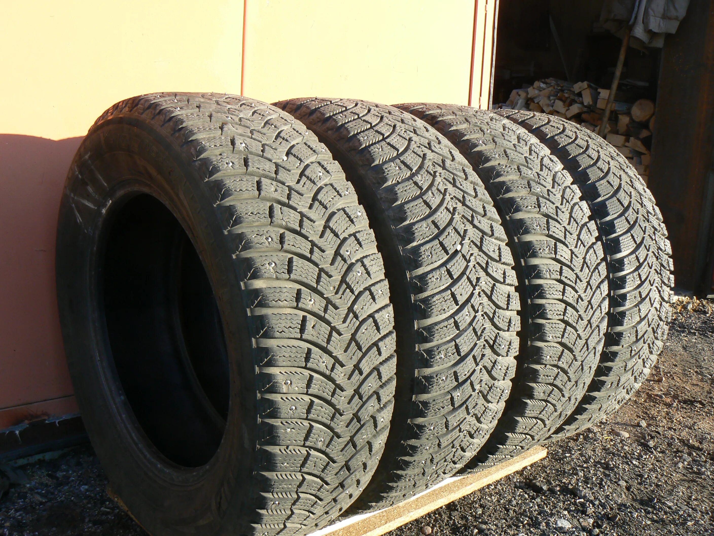 Michelin x-Ice North 2 215/65 r16 XL 102t. Michelin 215/65/16. Колёса Мишлен 215 65 16. 215/65r16 102t Michelin x-Ice 3. Michelin x ice north r16 купить