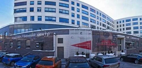 Regens International - Detached building (270 sqm) for rent in the Khamovniki di