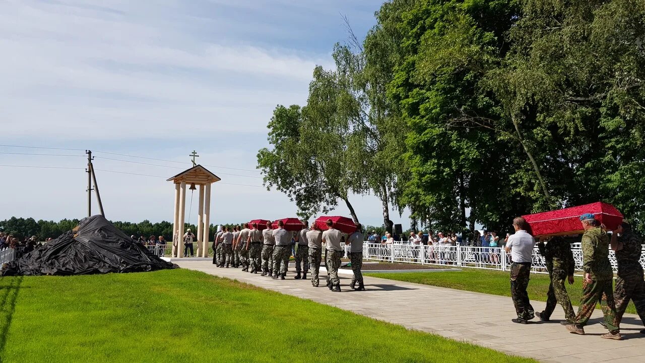 Поныри мемориальный комплекс. Мемориал в Поныровском районе Курской области. Мемориал Поныри. Поныровский район мемориальный комплекс. Погода поныри курской на неделю