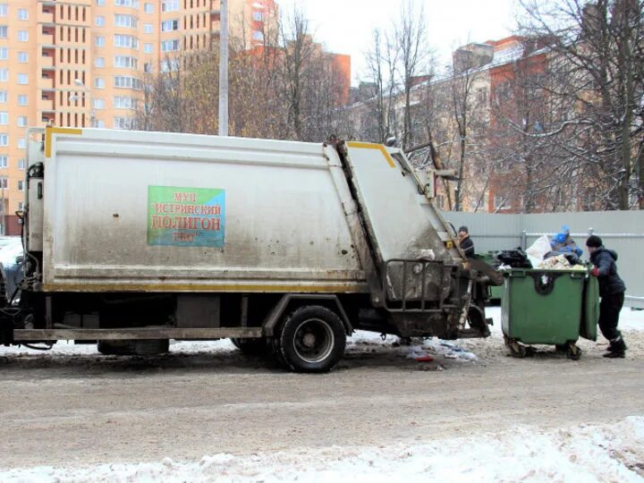 вывоз мусора. вывоз тбо иваново. логотипы на машины вывоз мусора. зимняя мусорка в городе. регоператор по вывозу мусора.