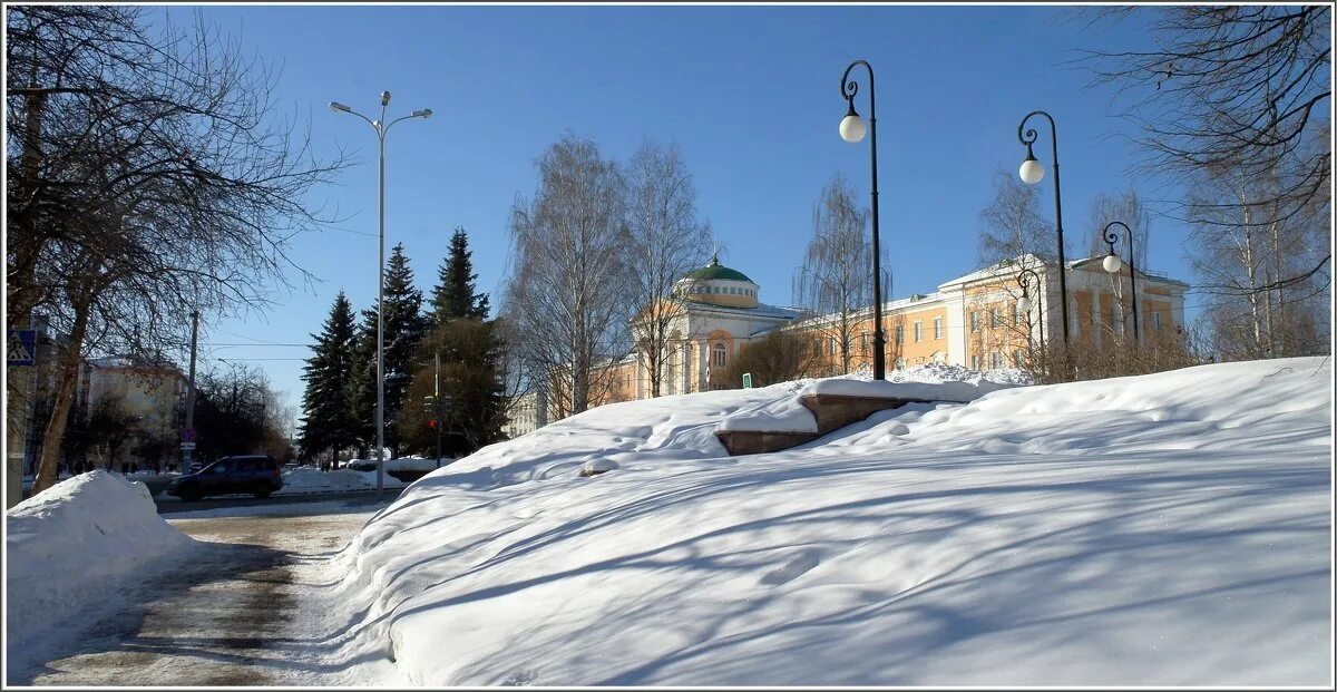 Погода февраля ижевск. Ижевск зима. Город Ижевск зимний. Улица зимняя Ижевск. Ижевск улицы зимой.