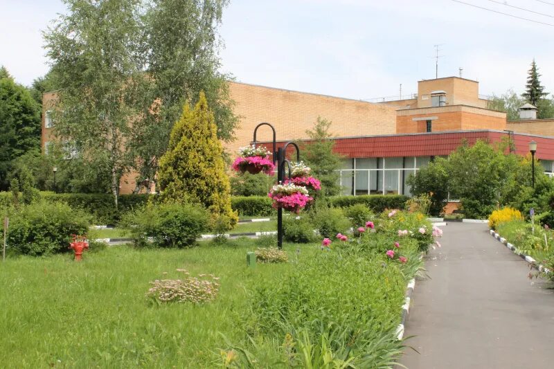 московская область пансионат березовая роща. санаторий мвд березовая роща дмитровское шоссе. берёзовая роща санаторий подмосковье мвд. берёзовая роща санаторий подмосковье ржд. цвмир березовая роща мвд россии.