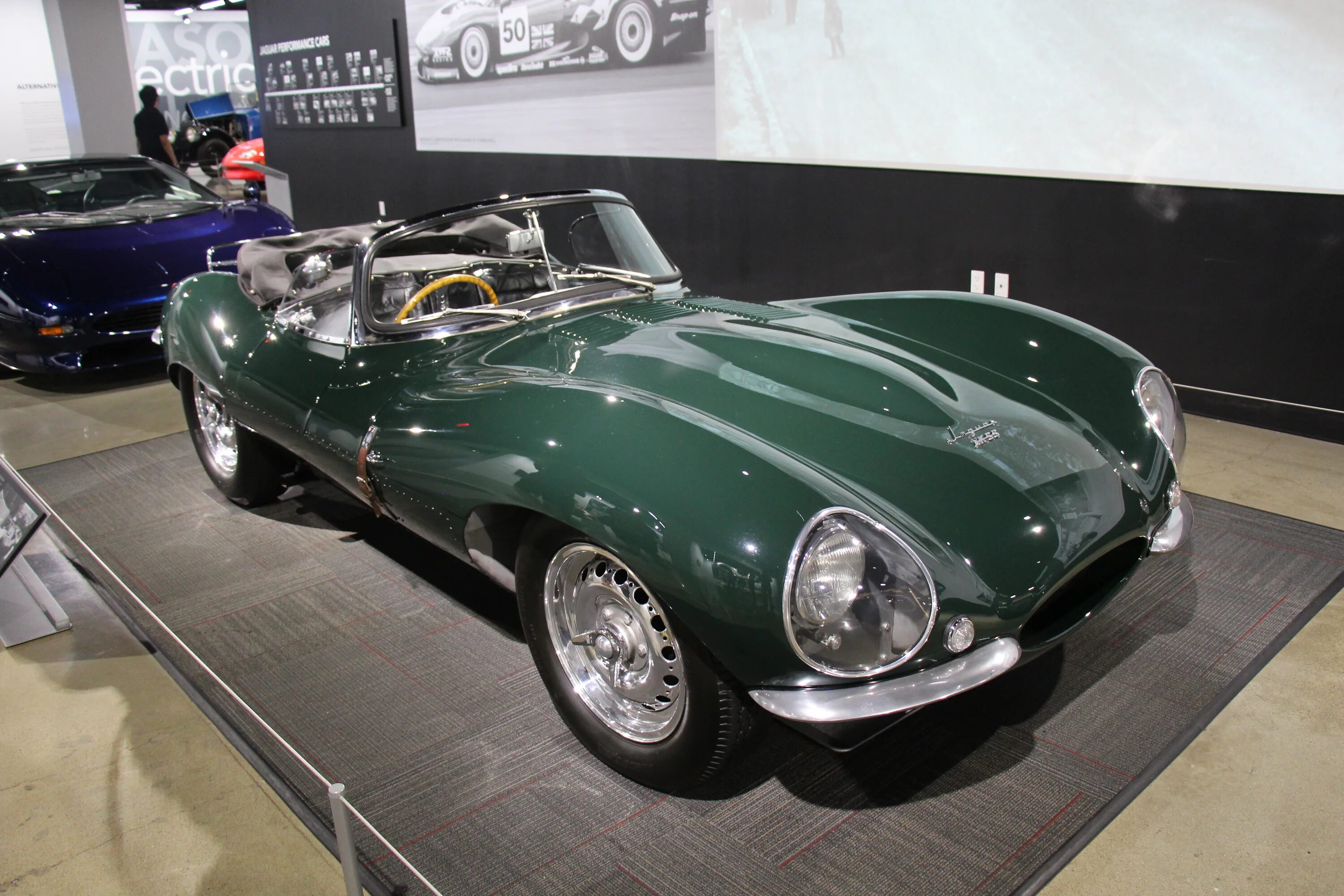 Автомобиль первоначально. Jaguar Roadster 1956. 1956 Jaguar XKSS. Jaguar XK 1970. Ягуар родстер 1977.