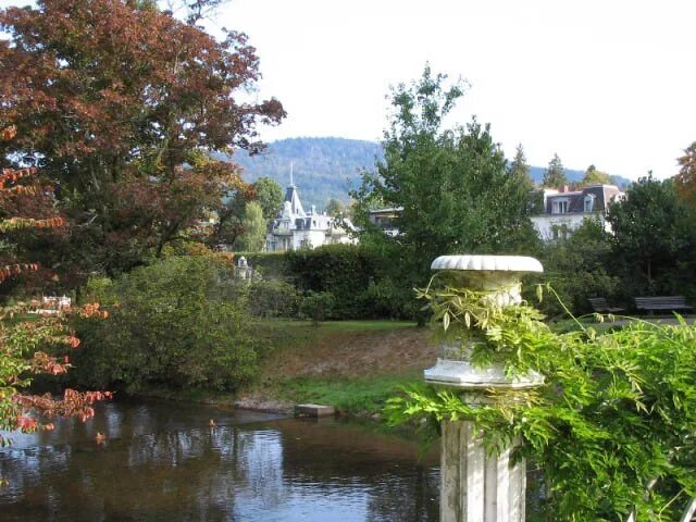 Термальные источники челябинск баден. Баден баден горный щит. Баден-баден уктус горки. Термальный бассейн баден баден. Баден-баден уктус екатеринбург.