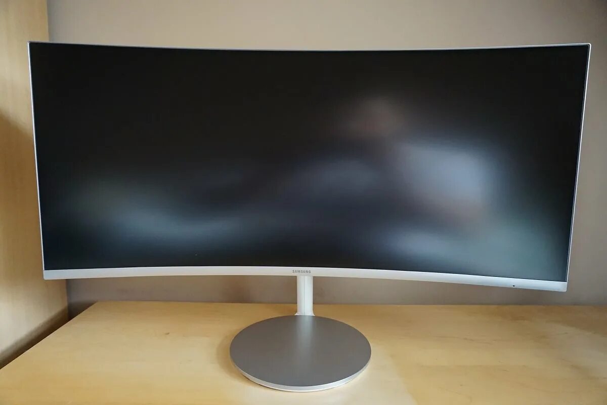 Фото экрана. Монитор Samsung c34f791wqi. Монитор самсунг 16 дюймов. Мониторы immer 24 Curved. Большой монитор самсунг.