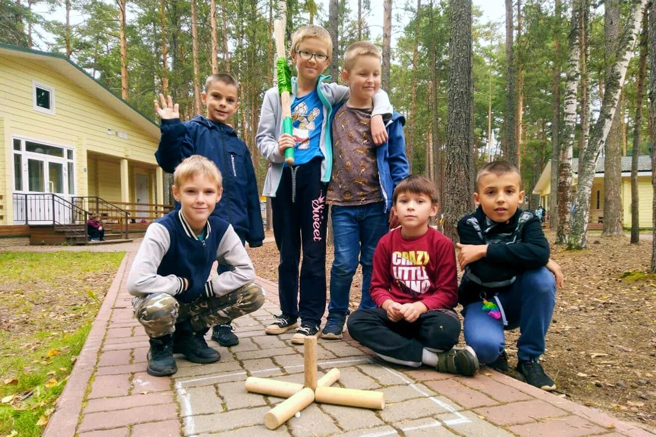 Рыбинские лагеря. Дол Титова Рыбинск. Лагерь Титова Сысерть. Детский лагерь Титова Рыбинск.