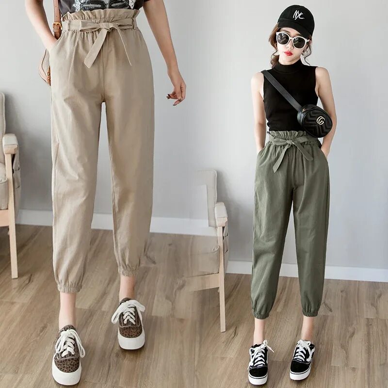 Стильные брюки. Карго пантс женские. Модные брюки. Штаны карго женские 2022 черные. Девушка в штанах.