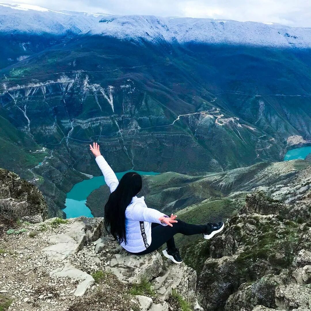 Тур в горы дагестана. Сулакский каньон смотровая площадка. Сулакский каньон смотровая площадка Дубки. Горы Дагестана Сулакский каньон. Сулакский каньон в Дагестане смотровая площадка.