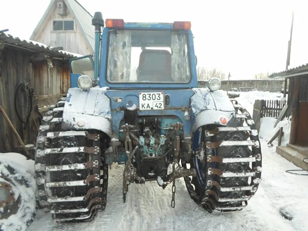 Трактор б у пермский край. Полугусеничный ход на МТЗ 80. МТЗ-80 вездеход. МТЗ 80 на гусеницах. Трактор МТЗ 82 полугусеничный ход.