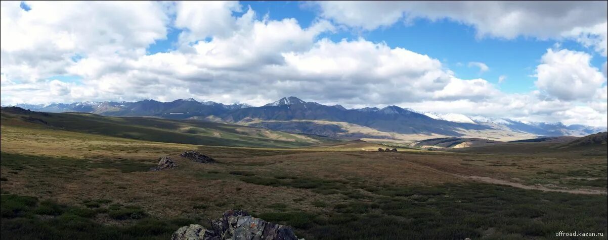 Саяны кызыл-тайга. Кызыл-тайга гора. Гора кызыл тайга западные саяны. Тыва саяны. Гора кызыл-тайга западный саян.