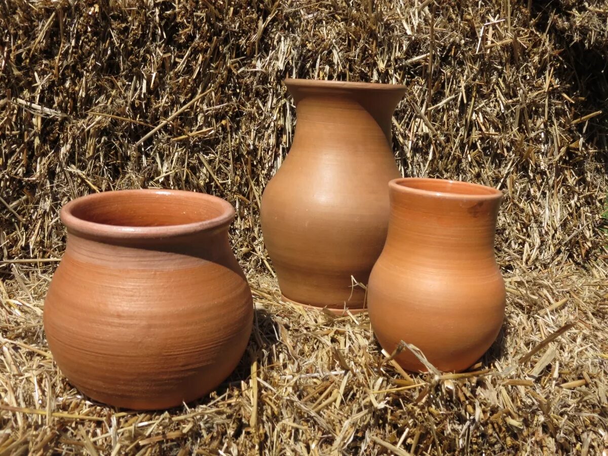 Посуда из глины. Посуда из глины. Посуда из глины. Гончар посуда. Керамические изделия.