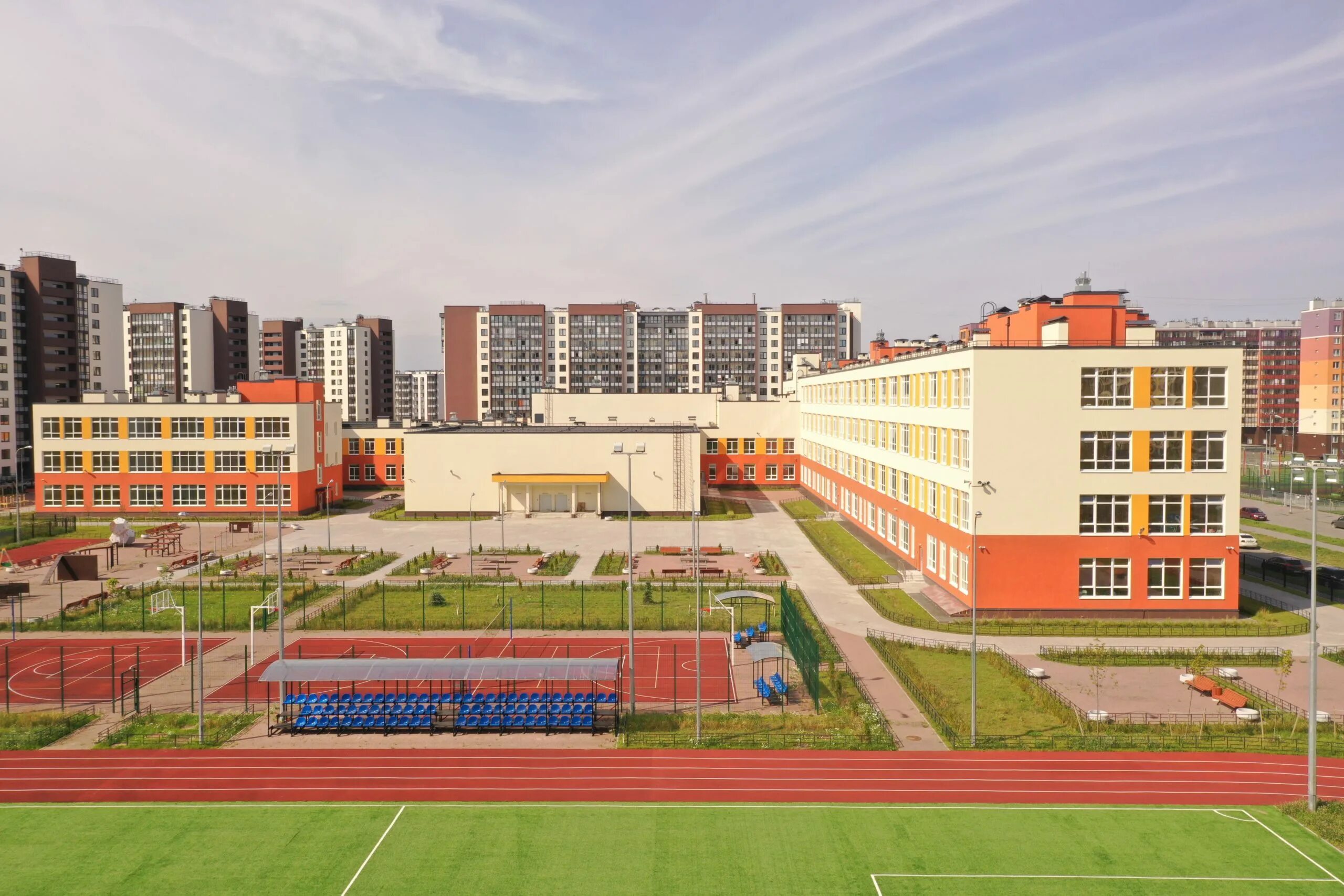 School spb. Школа 203 Красносельского района. 203 Школа Санкт-Петербург Красносельский. Школа в Солнечном городе Санкт-Петербург. Школы Красносельского района Санкт-Петербурга.