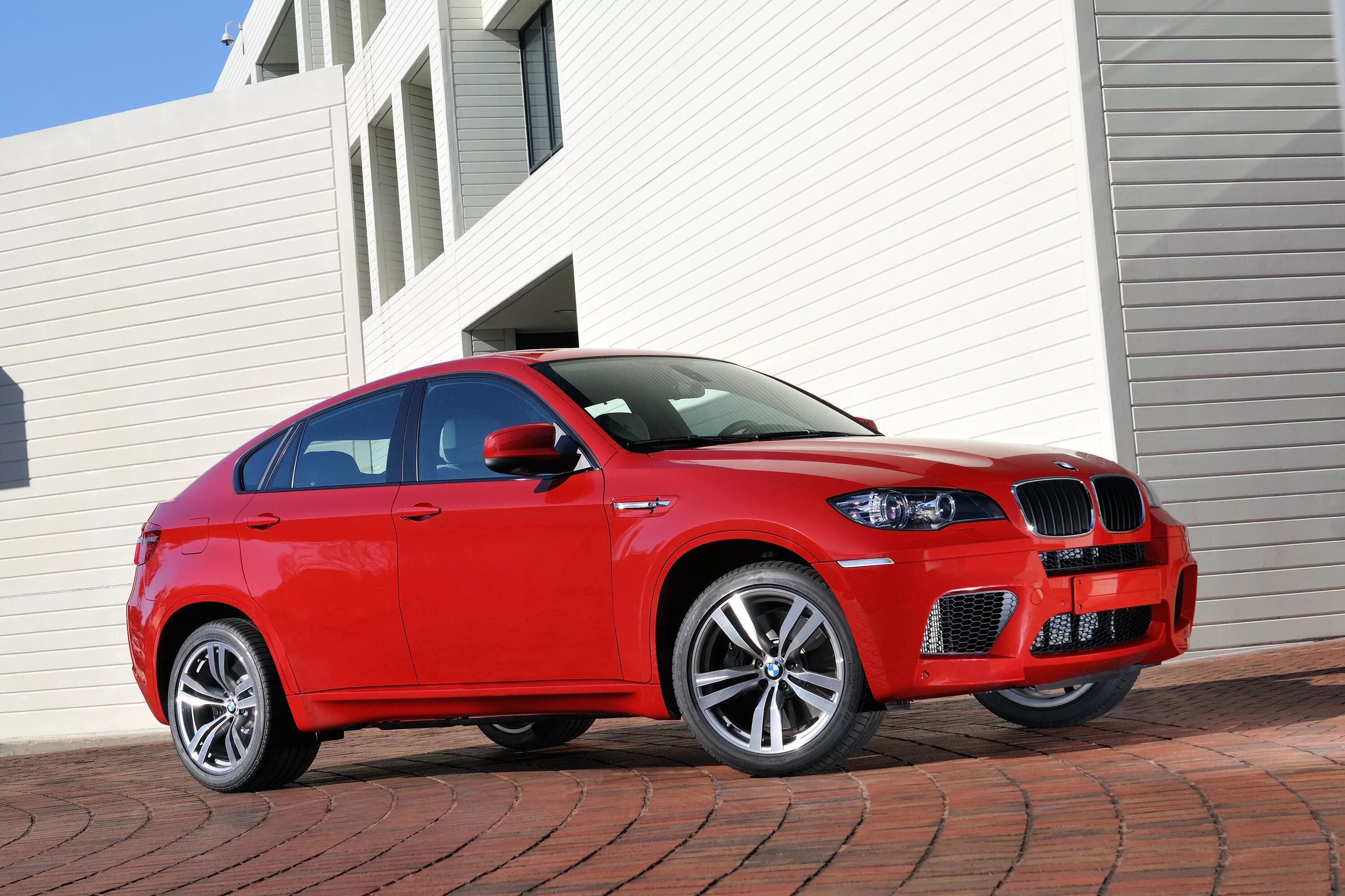 BMW x6m красная. БМВ x6m e71. BMW x6 e71 красный. БМВ x6 2010.