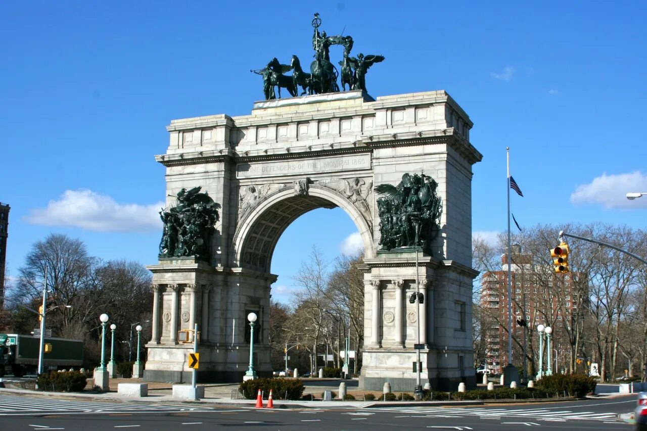 Триумфальные ворота Нью-Йорк. Триумфальная арка в Нью-Йорке. Триумфальная арка в США. Триумфальная арка в США Бруклин.
