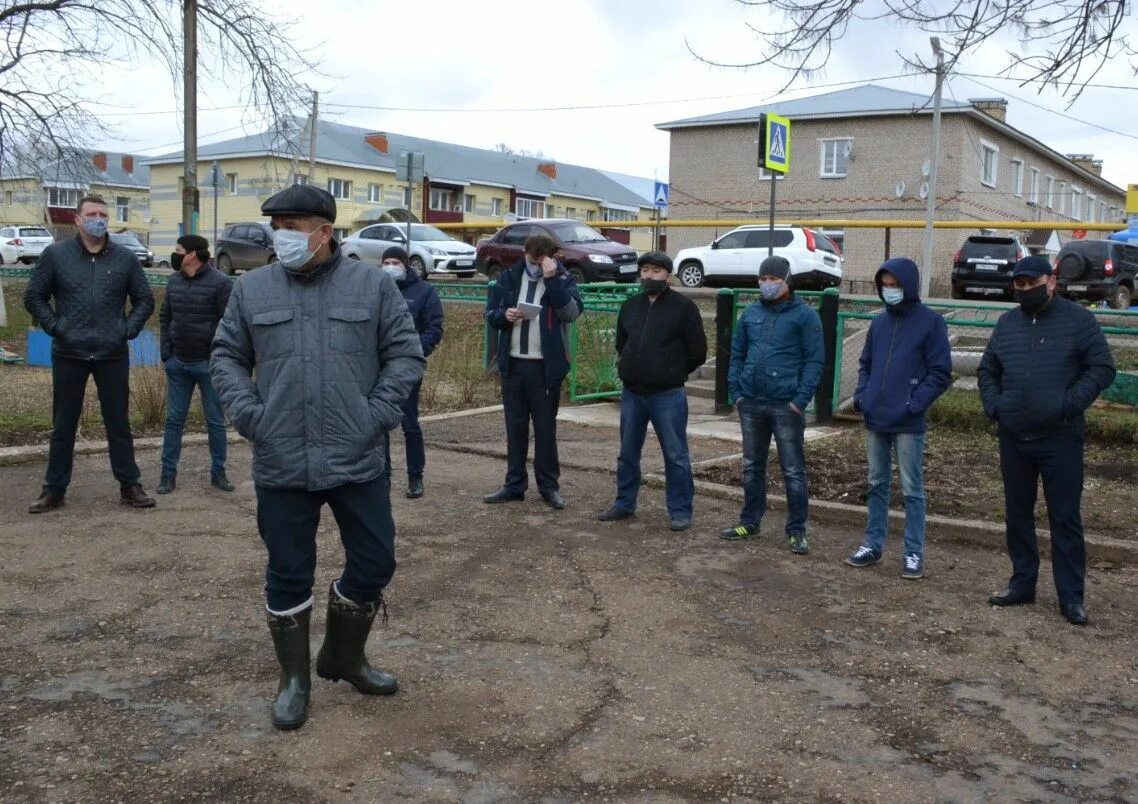 Вечерний мензелинск. Мензелинск город. Погода в мензелинске на сегодня. Погода в мензелинске на сегодня. Погода в мензелинске на сегодня.