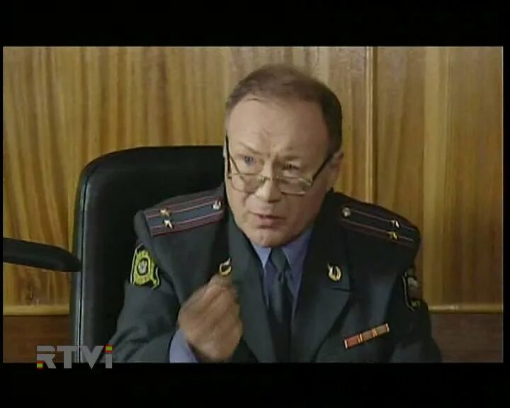На каком канале улицы разбитых фонарей. Петренко улицы разбитых фонарей. мухомор улицы разбитых фонарей. юрий кузнецов улицы разбитых фонарей. улицы разбитых фонарей начальник.