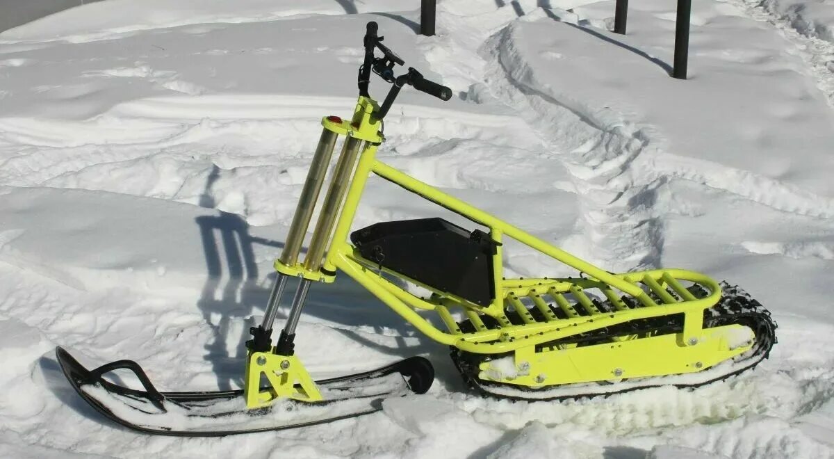 Электроснегокат SNOWSCOOTER 1000w. Электросноубайк MONOTRACK L-280. Электроснегоход ml-50 Snow. Электроснегоход Тайга. Снегоход самокат