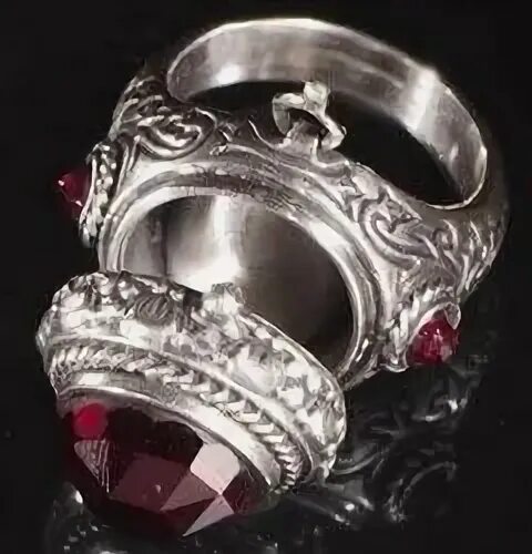 Готические кольца серебро. Poison ring. Poison кольца. Готические кольца серебро. Кольцо бали серебряное.