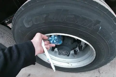 На колеса надевают