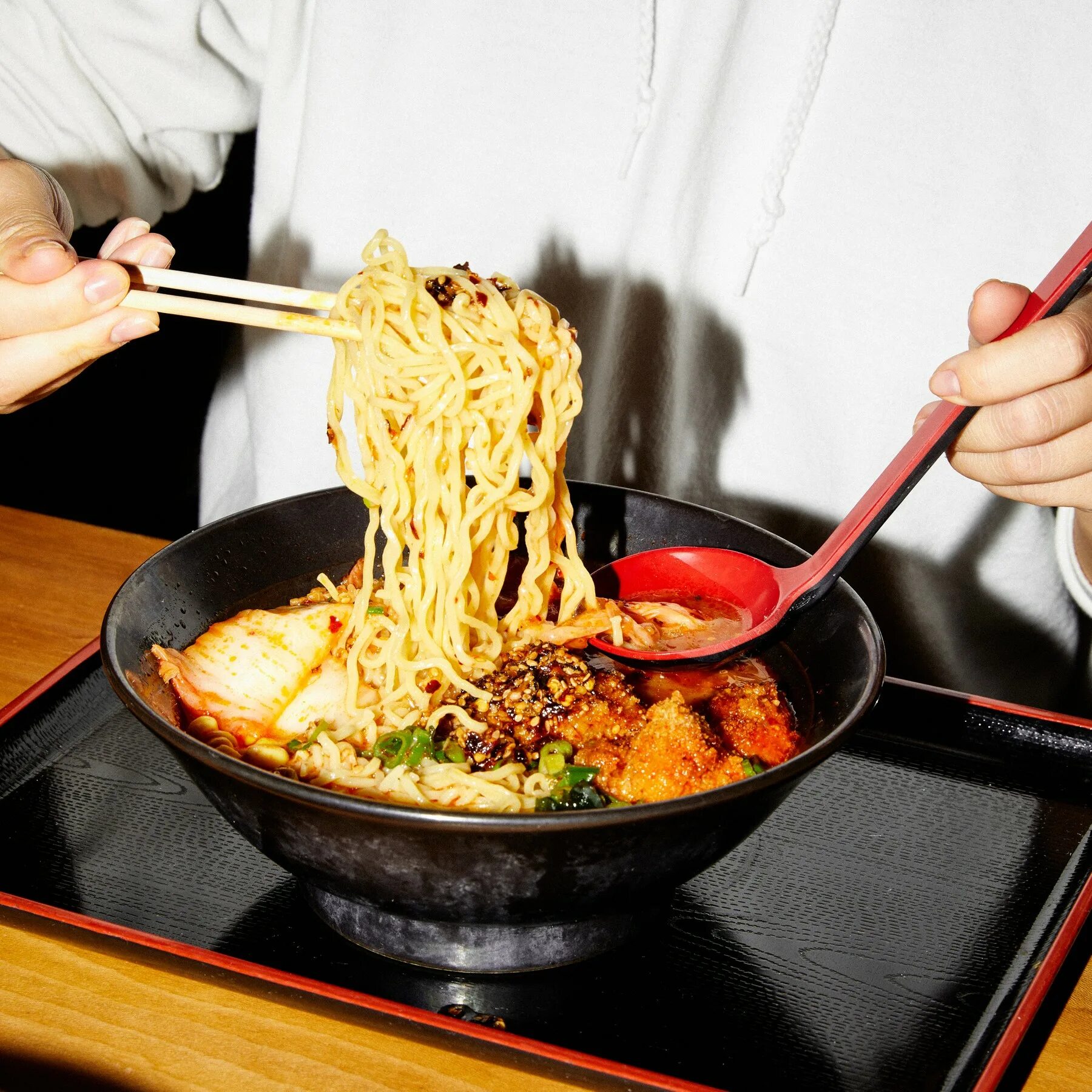 Раменбет ramen beat official homes. Рамён в ленте. Японская еда рамен. Рамен лапша. Раменбет ramen beat official homes.