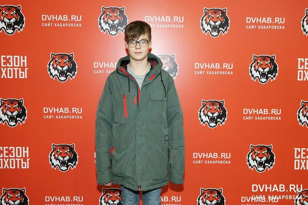 календарь игр хоккей. хк амур футболка. хк амур календарь. главный менеджер хк амур. хк амур арена.