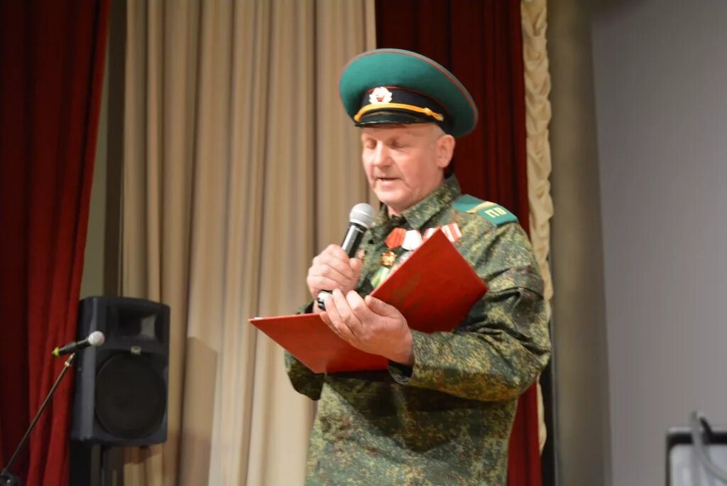 пограничные войска под гитару. хит пограничников. пограничные песни. песня о пограничнике. песня пограничников зелёные погоны.