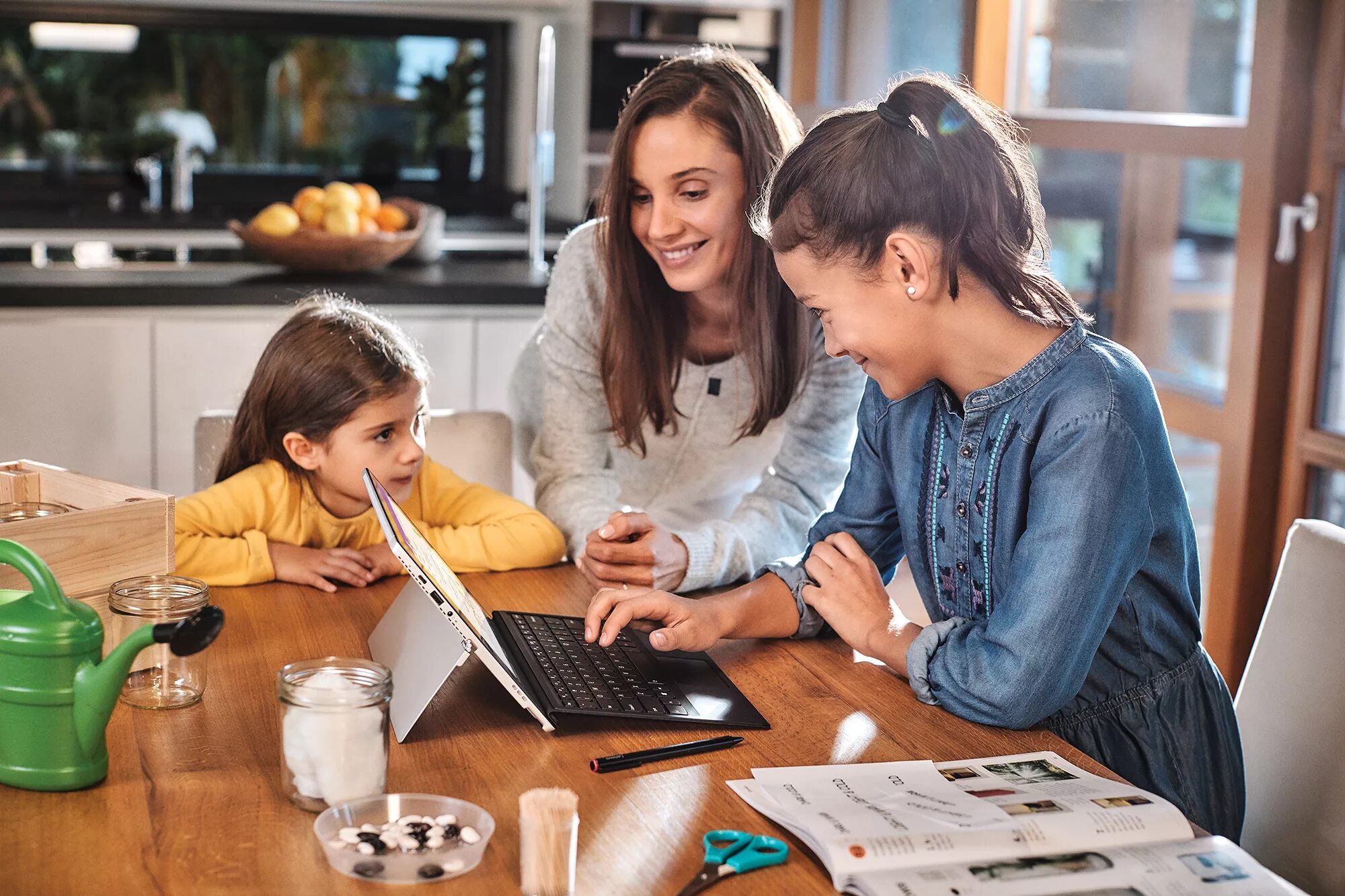 Family tools. Работа с семьей. Работа&Family. Семья интернет. Work and Family Policy.