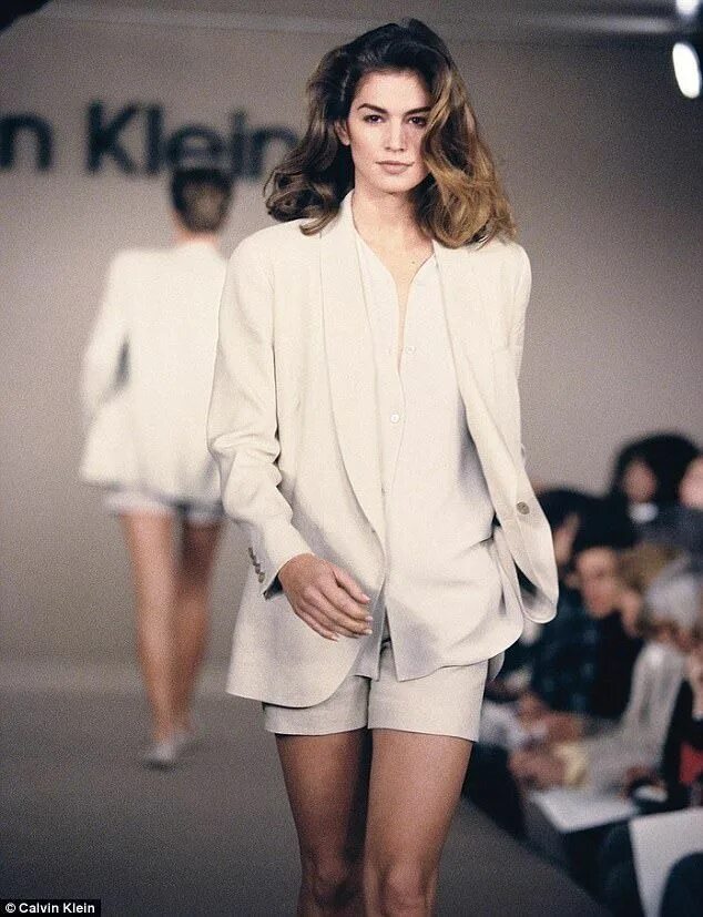 I’m a Celebrity star Amy Willerton transforms into Cindy Crawford Cindy crawford