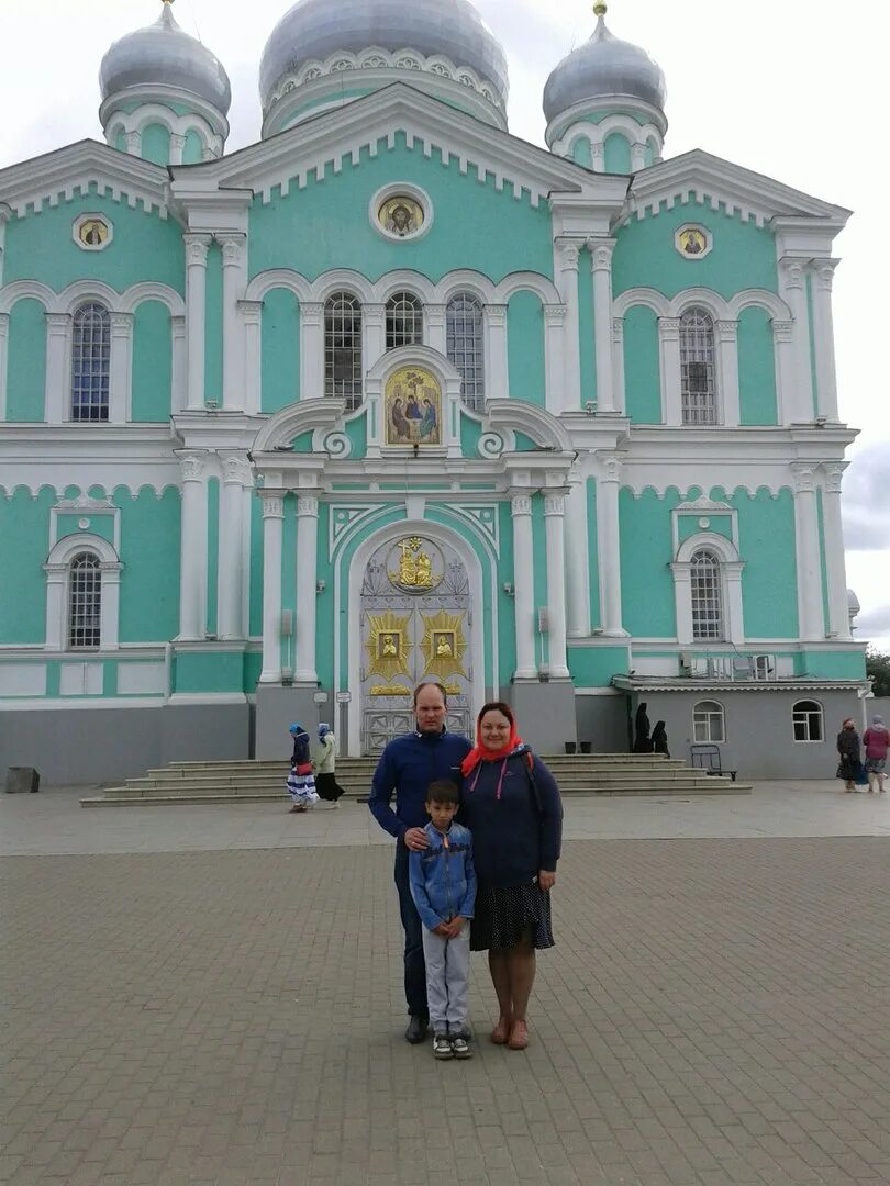 Погода в дивеево на неделю. Дивеево паломнический монастырь. Дивеево монастырь паломнический Кострома. Серафимо-Дивеевский монастырь. Вичкинза Дивеево.