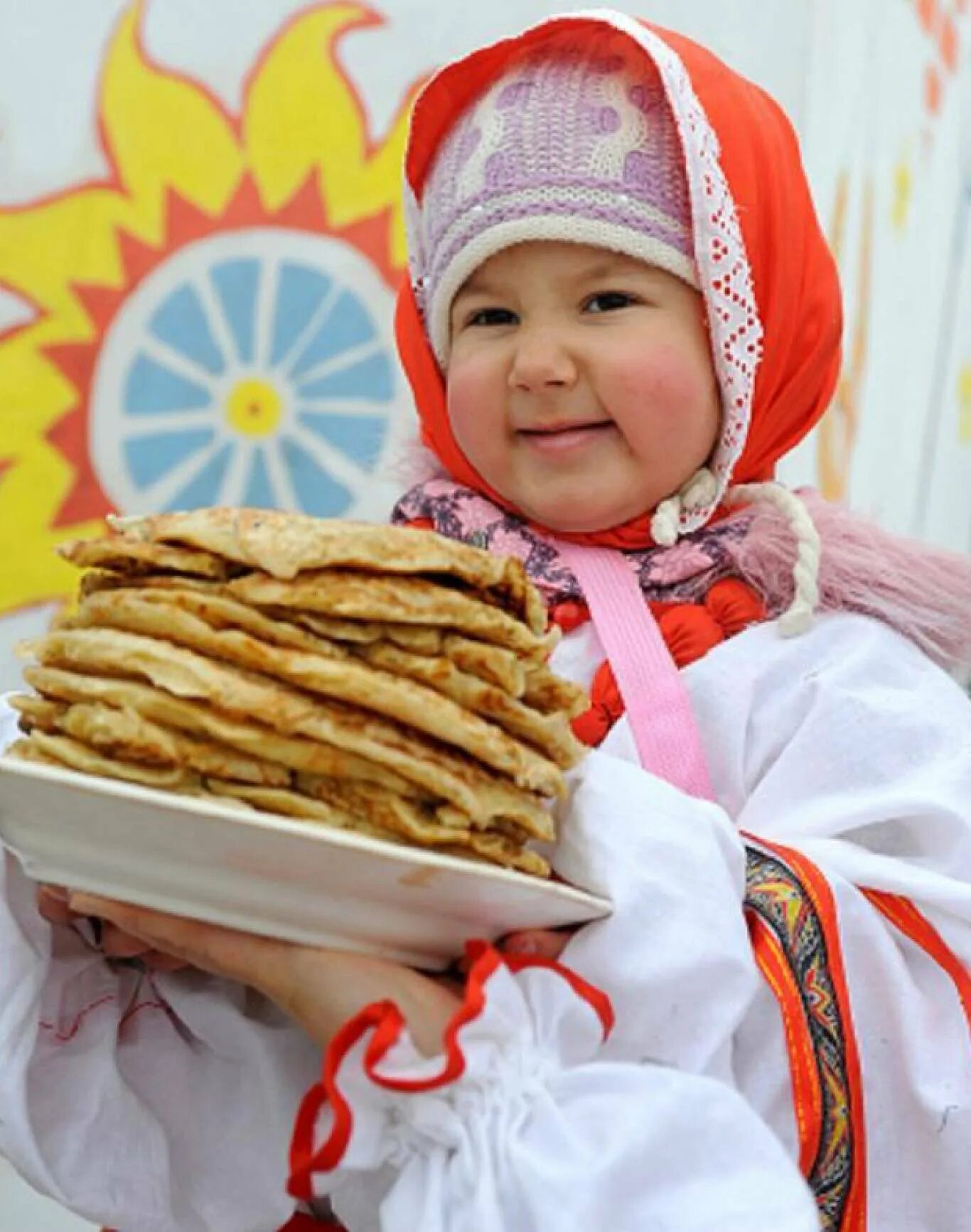 Масленичная ярмарка в доу для дошкольников. Масленица. Прическа на масленицу. Развлечения для детей 4 лет масленица. Атрибуты масленицы.